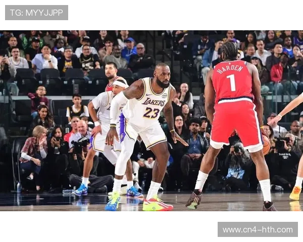 詹姆斯空砍29+9+6真实命中率65.7%,刷新历史“空砍”纪录 詹姆斯空砍29+9+6真实命中率65.7%,刷新历史“空砍”纪录